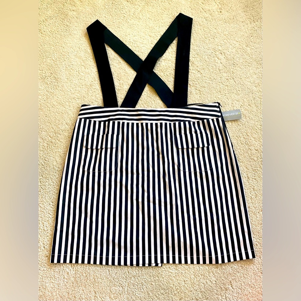 Forever 21 mini skirt with suspenders